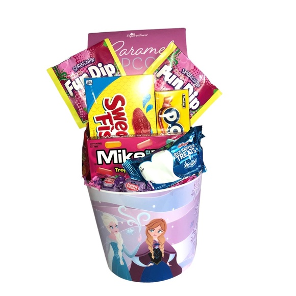 Disney FROZEN MOVIE Night Popcorn, Candies & Snack Treats Tub - Picture 3 of 15